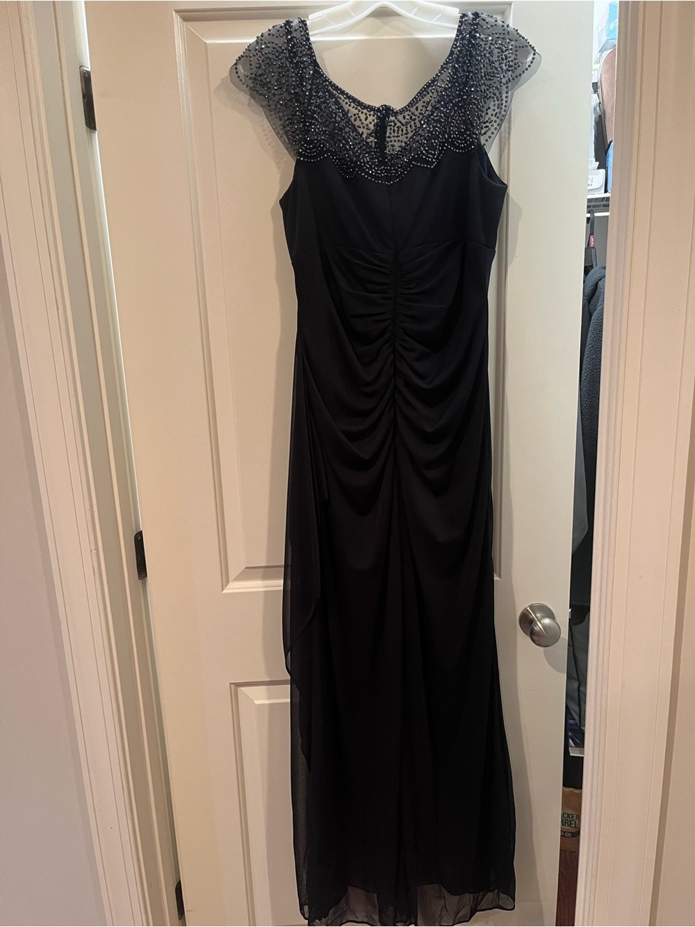 Elegant Navy Blue Beaded Cap-Sleeve Evening Dress - Picture 5 of 7